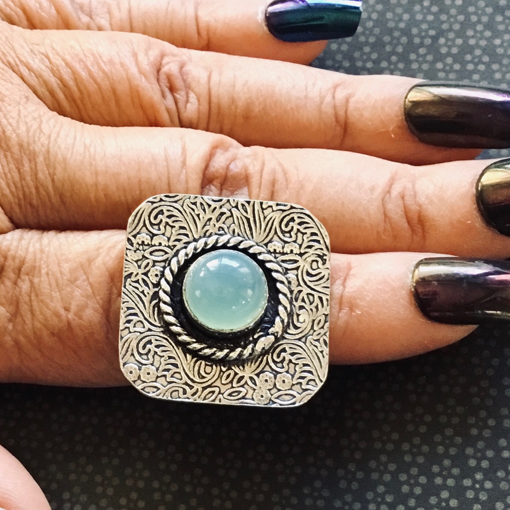 Blue Chaldeony Gemstone Disk Ring